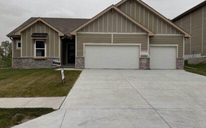 8707 N 177th Street, Bennington NE 68007