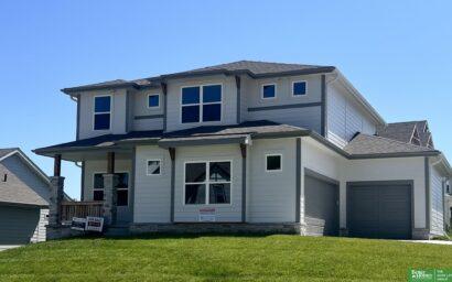 8701 N 177th Street, Bennington NE 68007