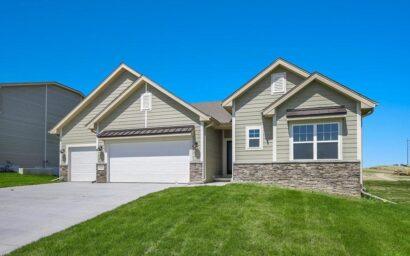 10210 S 110th Avenue, Papillion NE 68046