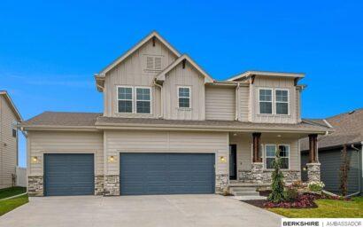 18458 Palisades Drive, Omaha NE 68136