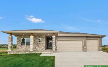 11105 N 161 Street, Bennington NE 68007