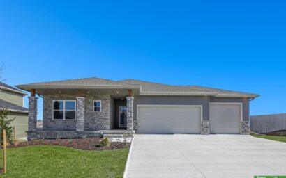 11105 N 161 Street, Bennington NE 68007