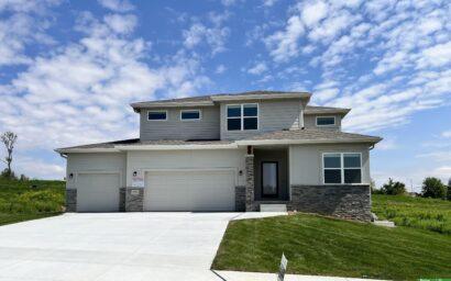 9069 N 175th Street, Bennington NE 68007
