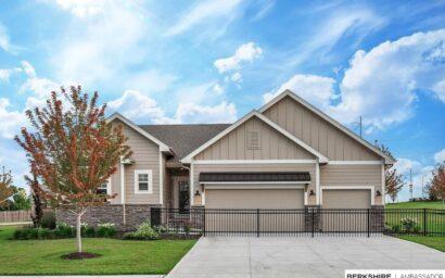 10522 S 113th Street, Papillion NE 68046
