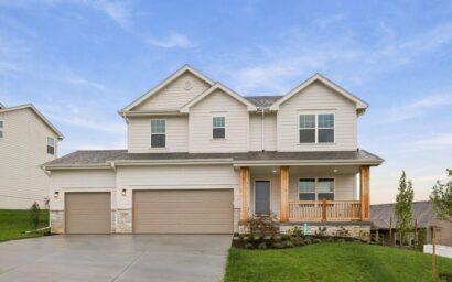 10906 Superior Drive, Papillion NE 68046